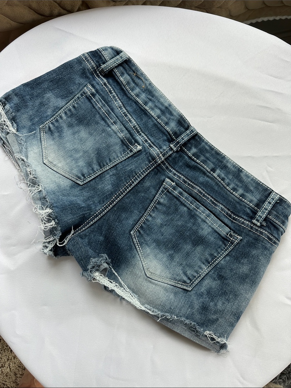 Shorts - Picture 3 of 3